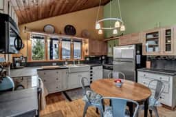 Rustic Cabin, Wood Fireplace & Large Deck - Image 2