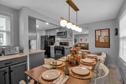 Family Home, King Beds, EV Charger, WFH, AC - Image 3