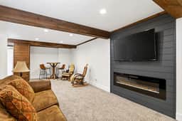 Updated townhome - Walk to Holiday Valley - Image 4