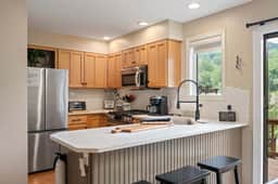 3 Bedroom Townhouse Across from Holimont - Image 2
