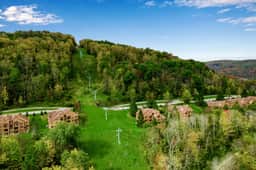 SnowPine Condo, Sleeps 8, Patio, A/C - Image 5