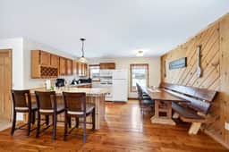Family-Friendly 3BR, 3 Min to Holiday Valley - Image 2