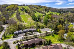 Walkable Stone Ridge Townhouse, Village & HoliMont - Image 5