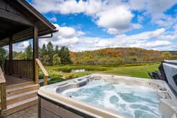 Renovated 5BR Home, Sauna, Hot Tub, Firepit - Image 2