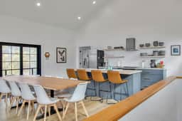 Magnificent Chalet, Sweeping Views and Hot Tub - Image 3