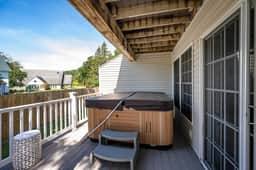 Spacious 4BR Townhome w/ Hot Tub Near Village - Image 3