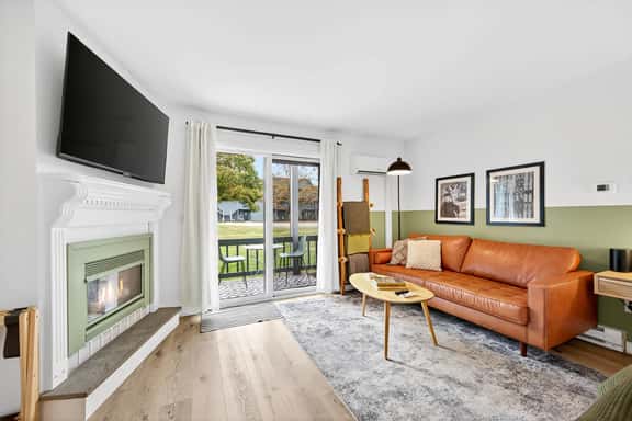 Cozy Studio Near Holiday Valley & Village - Image 1
