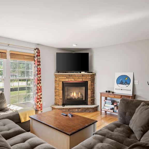Spacious 4BR Townhome w/ Hot Tub Near Village - Image 1