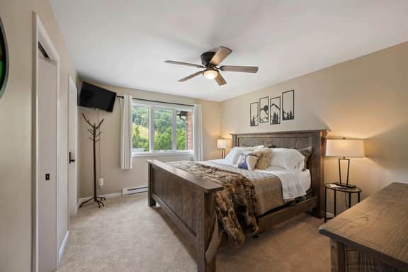 3 Bedroom Townhouse Across from Holimont - Image 4