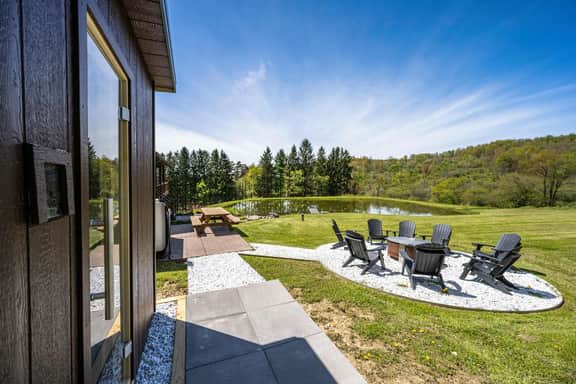 Renovated 5BR Home, Sauna, Hot Tub, Firepit - Image 3