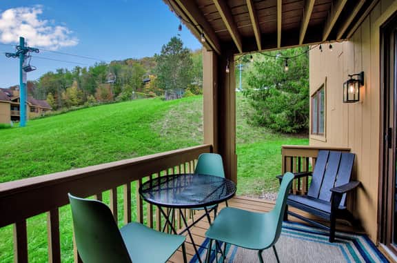 SnowPine Condo, King Bed, 2 Full Baths - Image 5
